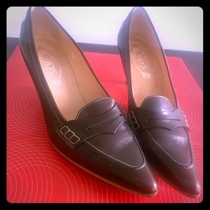 Tod’s Brown Leather Shoes
